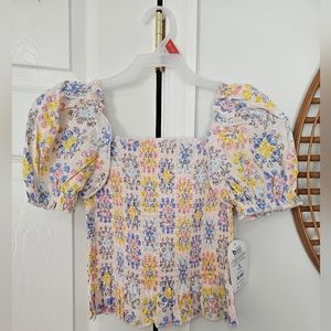 NWT Girls Smocked Floral Top Size M (7-8)